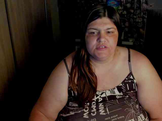 Ionysexylips69 webcam