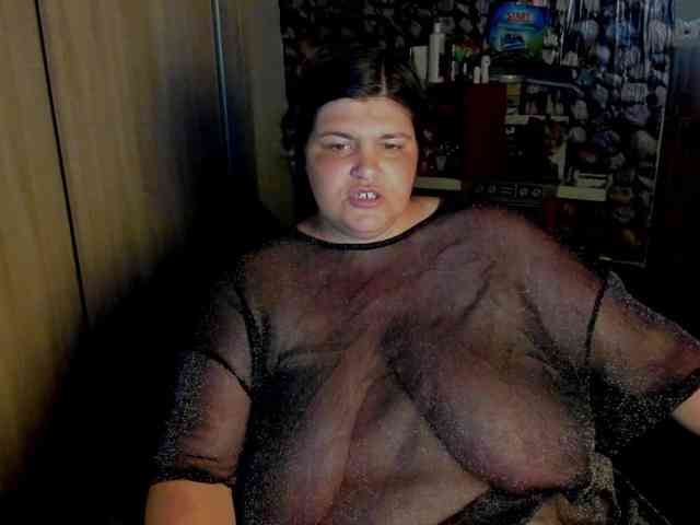 Ionysexylips69 webcam