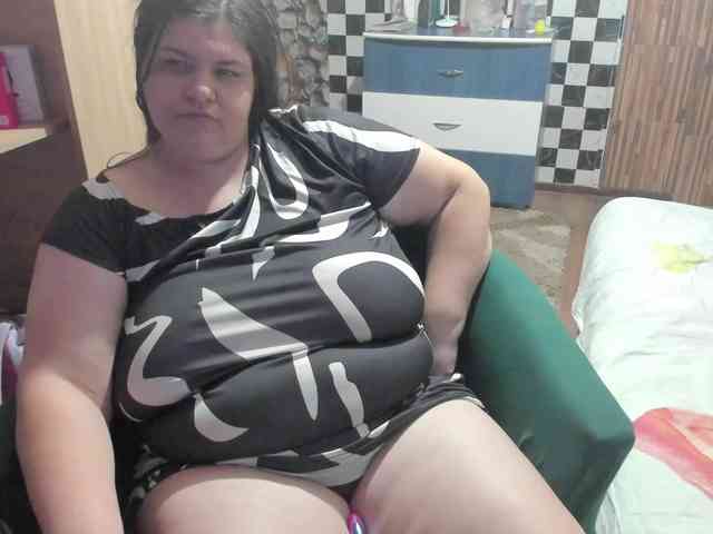 Ionysexylips69 webcam