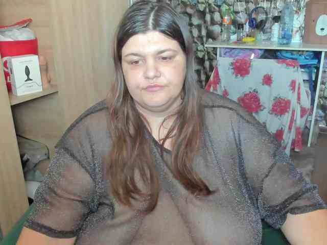 Ionysexylips69