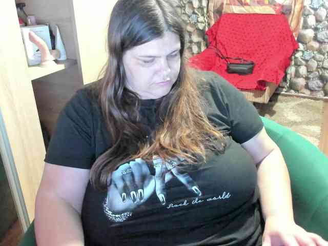 Ionysexylips69 webcam