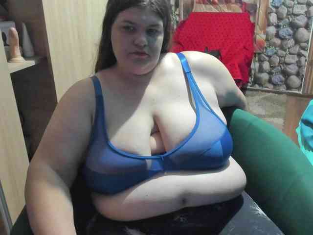 Ionysexylips69 webcam