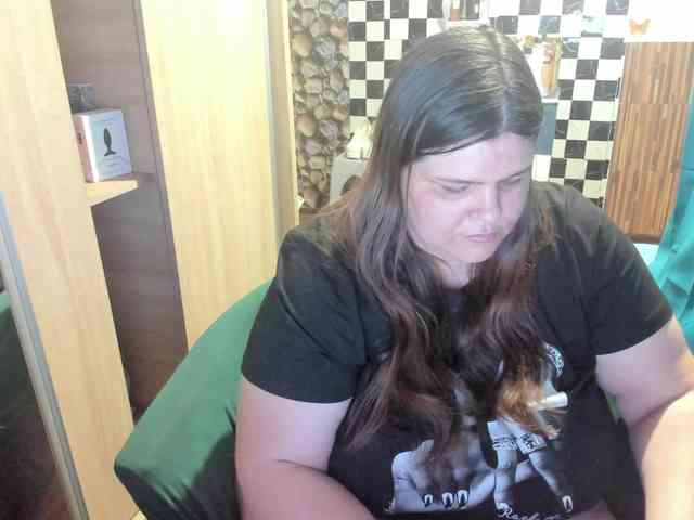 Ionysexylips69 webcam