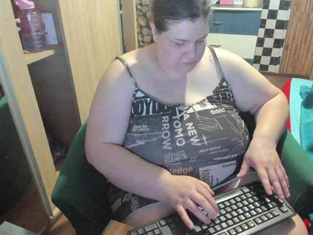 Ionysexylips69 webcam