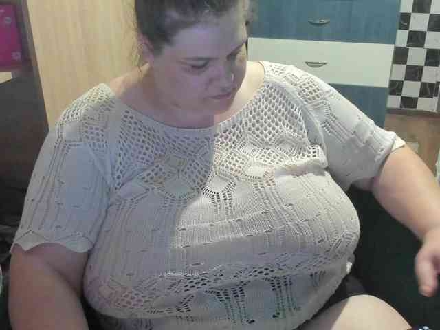 Ionysexylips69 webcam