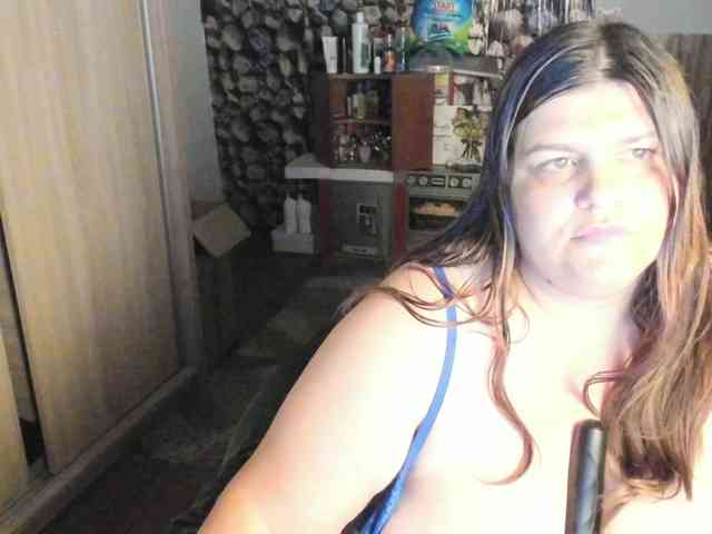 Ionysexylips69 webcam