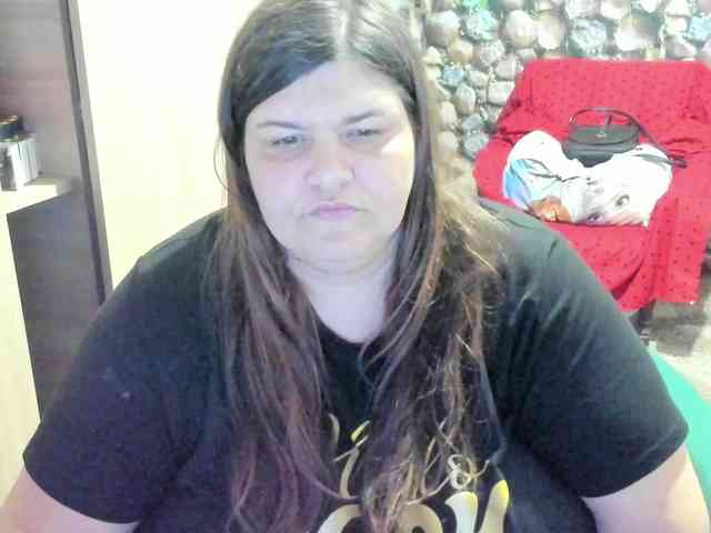 Ionysexylips69 webcam