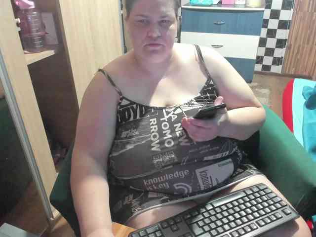 Ionysexylips69 webcam