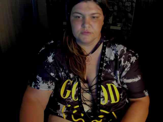 Ionysexylips69 webcam