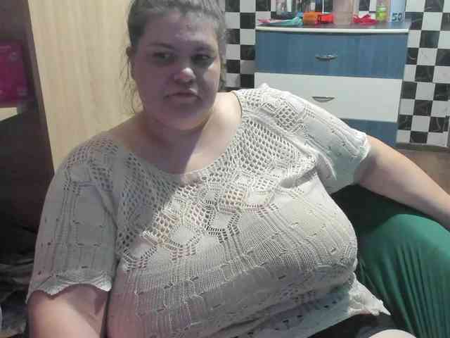 Ionysexylips69 webcam