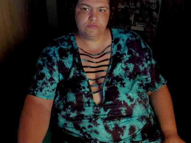 Ionysexylips69 webcam