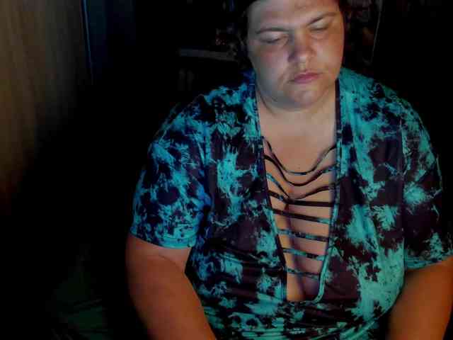 Ionysexylips69 webcam