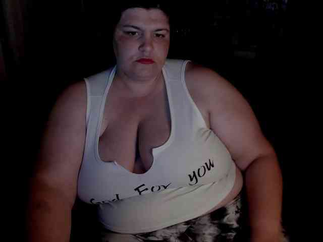Ionysexylips69 webcam