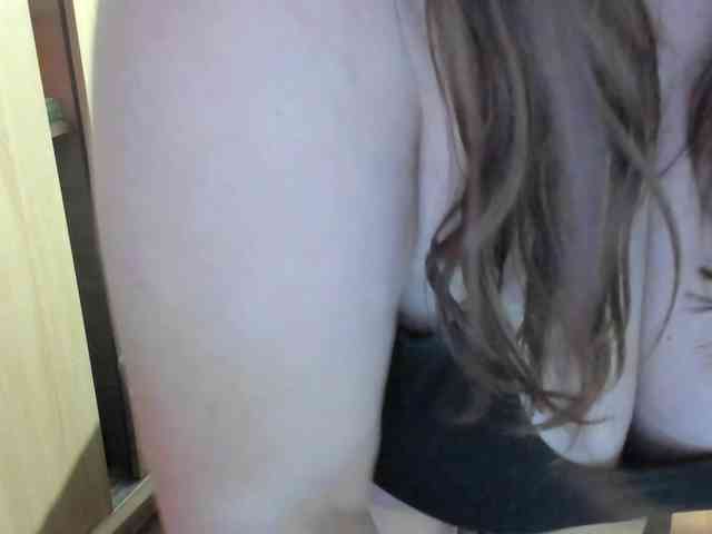 Ionysexylips69 Ionysexylips69