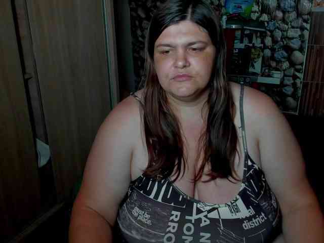 Ionysexylips69 webcam