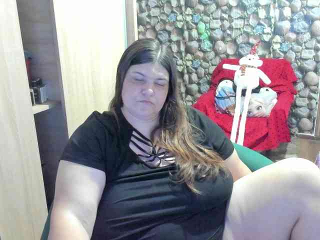 Ionysexylips69 webcam