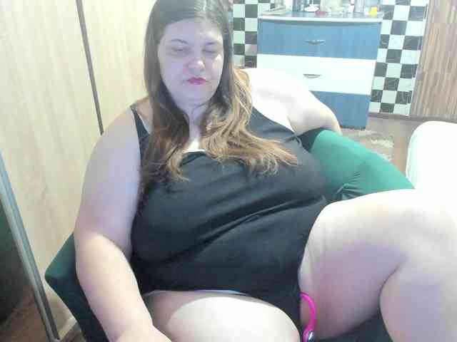 Ionysexylips69 webcam