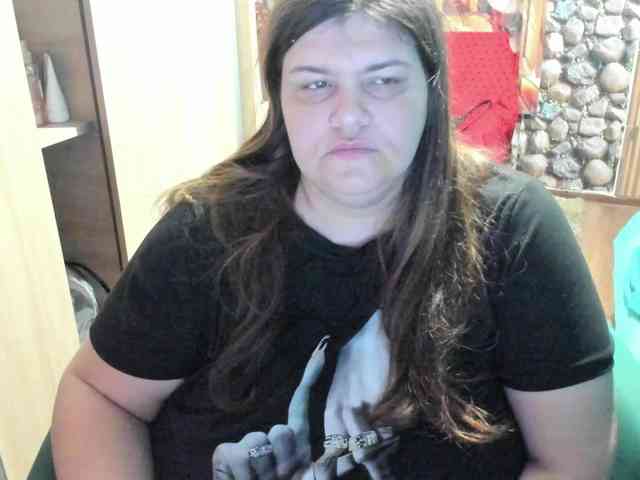 Ionysexylips69 webcam