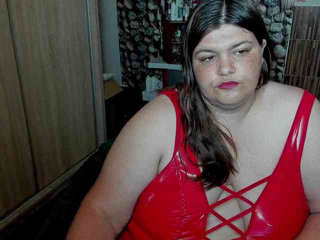 Ionysexylips69 webcam
