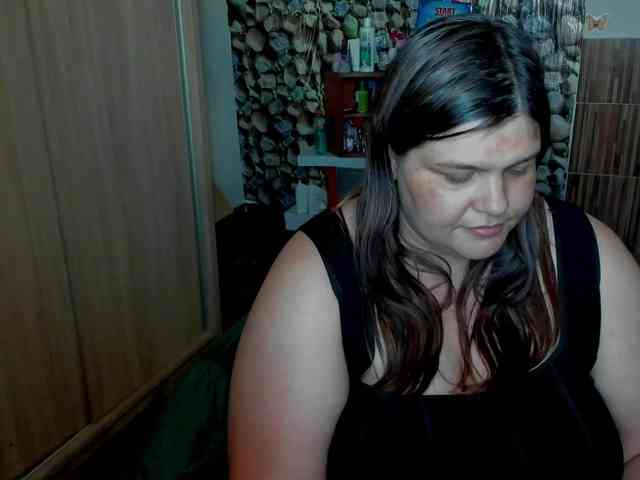 Ionysexylips69 webcam
