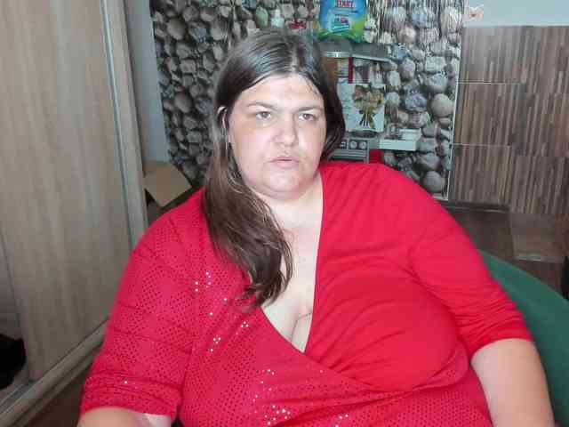 Ionysexylips69 webcam