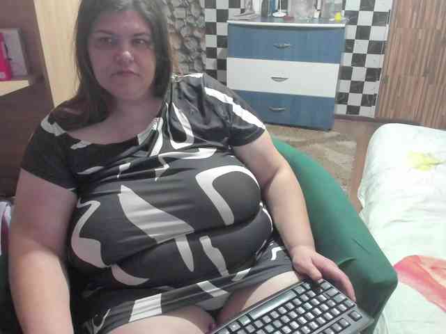 Ionysexylips69 webcam