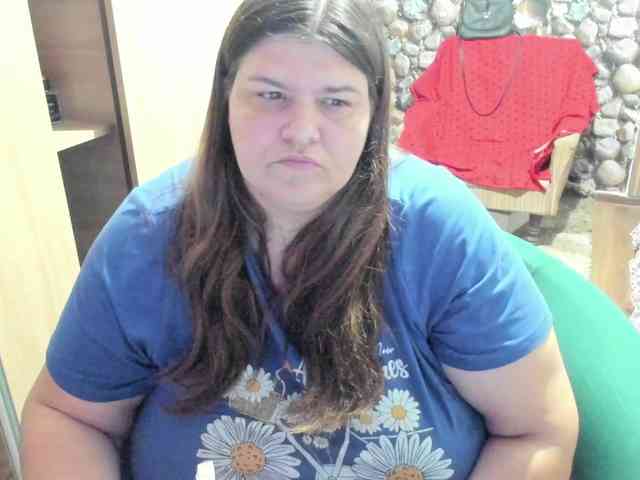 Ionysexylips69 webcam