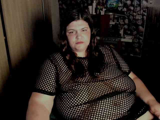 Ionysexylips69 webcam