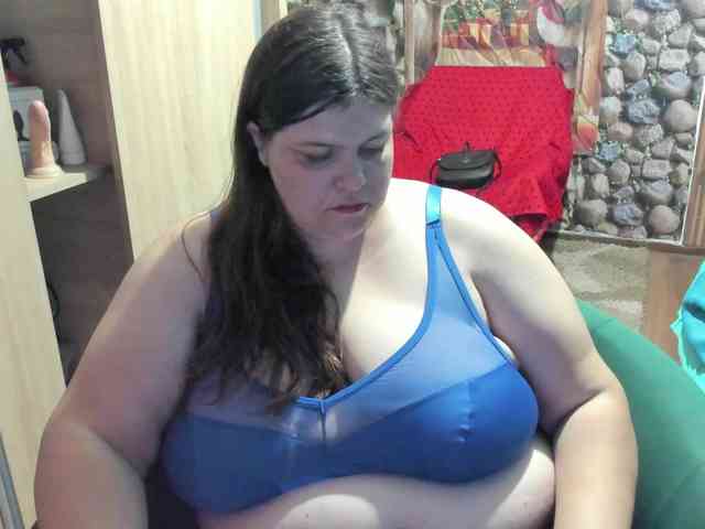 Ionysexylips69 webcam