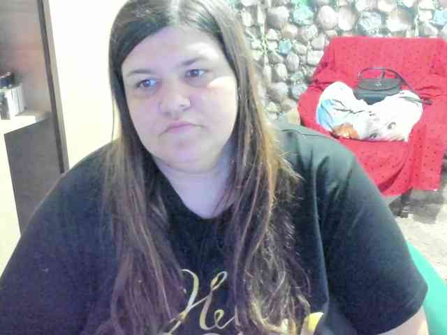 Ionysexylips69 webcam