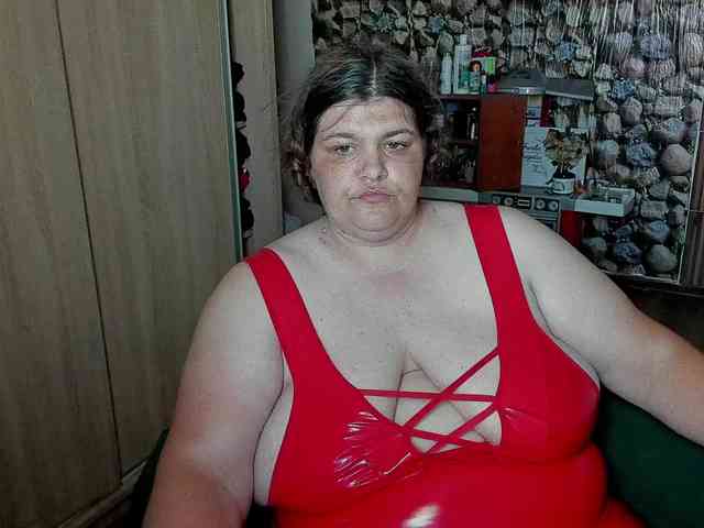 Ionysexylips69 webcam
