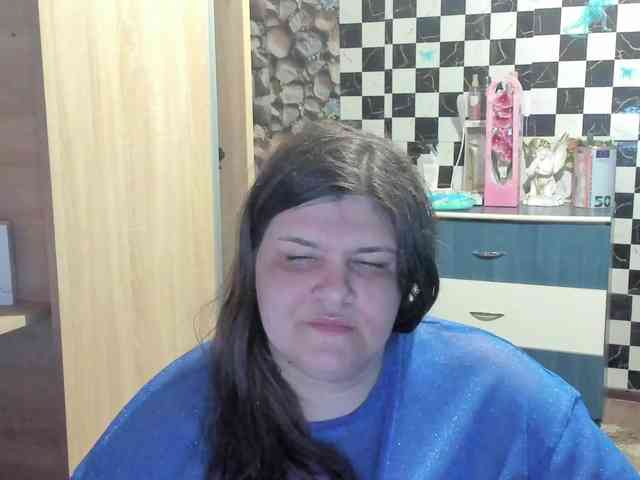 Ionysexylips69 webcam