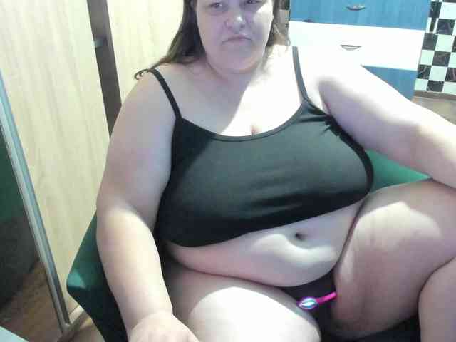 Ionysexylips69 webcam