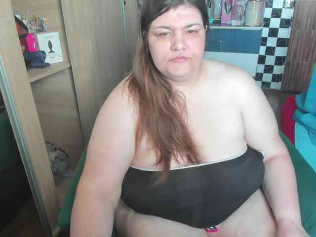 Ionysexylips69 webcam