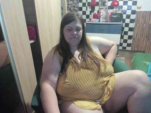 Ionysexylips69 webcam