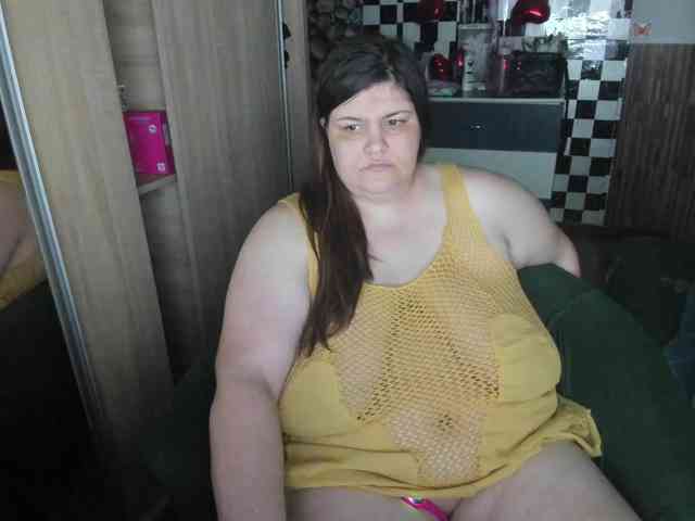 Ionysexylips69 webcam