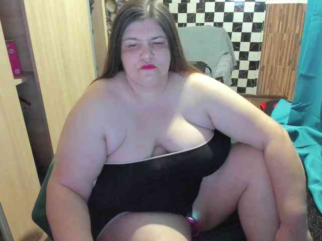 Ionysexylips69 webcam