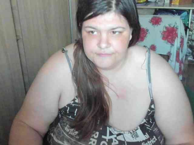 Ionysexylips69 webcam