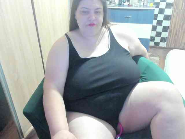 Ionysexylips69 webcam