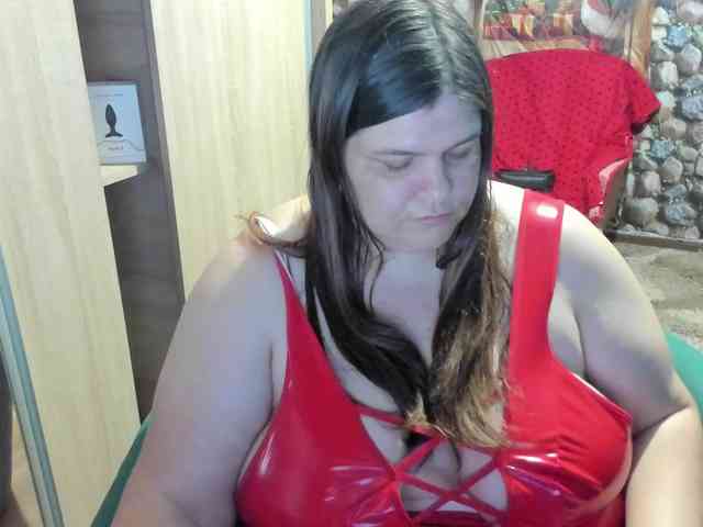 Ionysexylips69 webcam