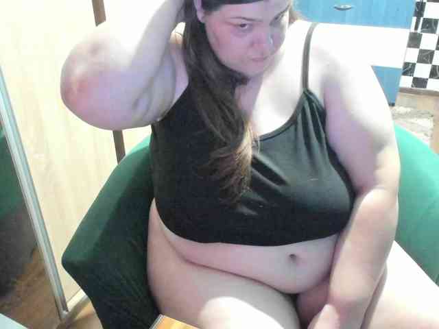 Ionysexylips69 webcam