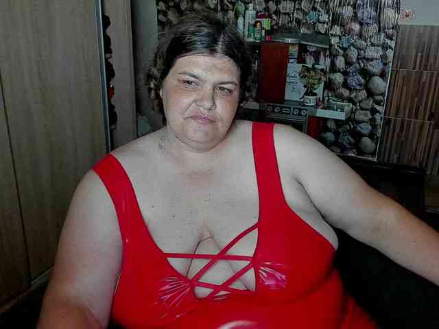 Ionysexylips69 webcam
