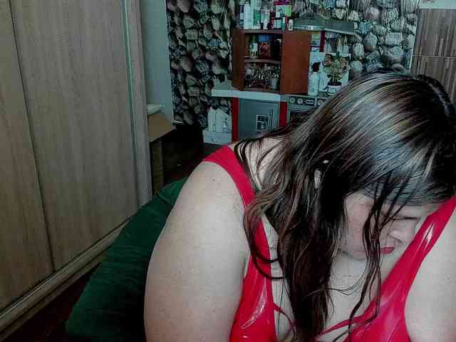 Ionysexylips69 webcam