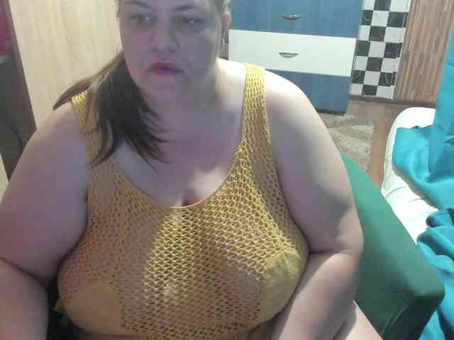 Ionysexylips69 webcam