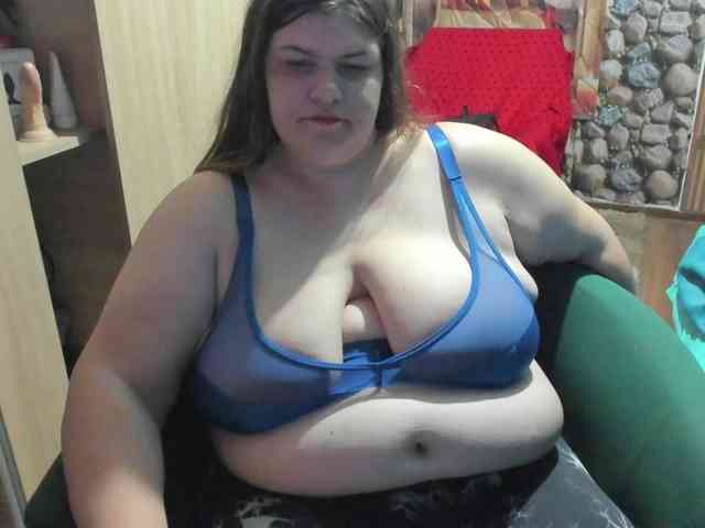 Ionysexylips69 webcam