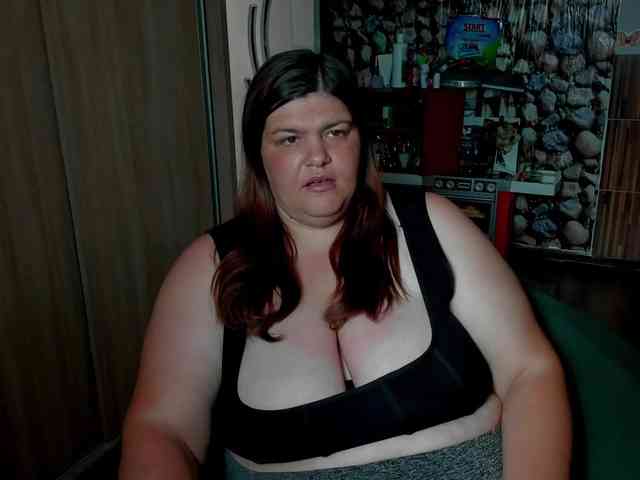 Ionysexylips69 webcam