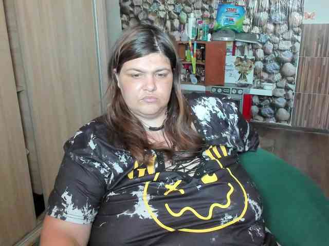 Ionysexylips69