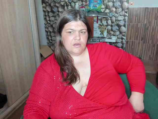 Ionysexylips69 webcam