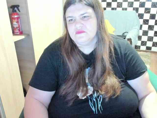 Ionysexylips69 webcam