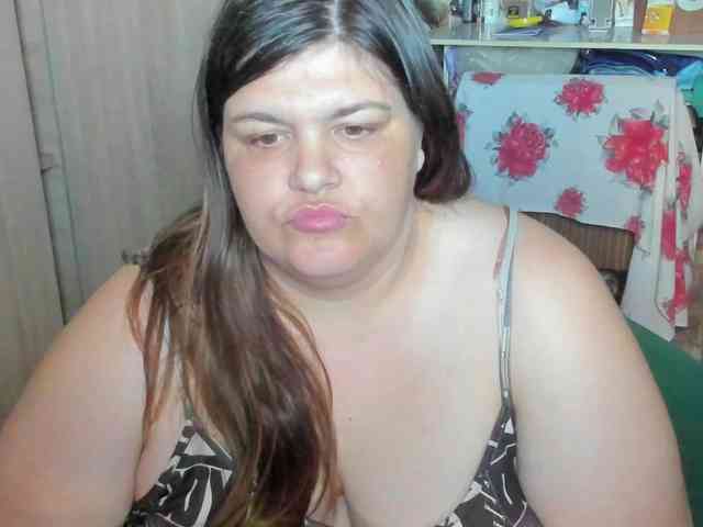 Ionysexylips69 webcam